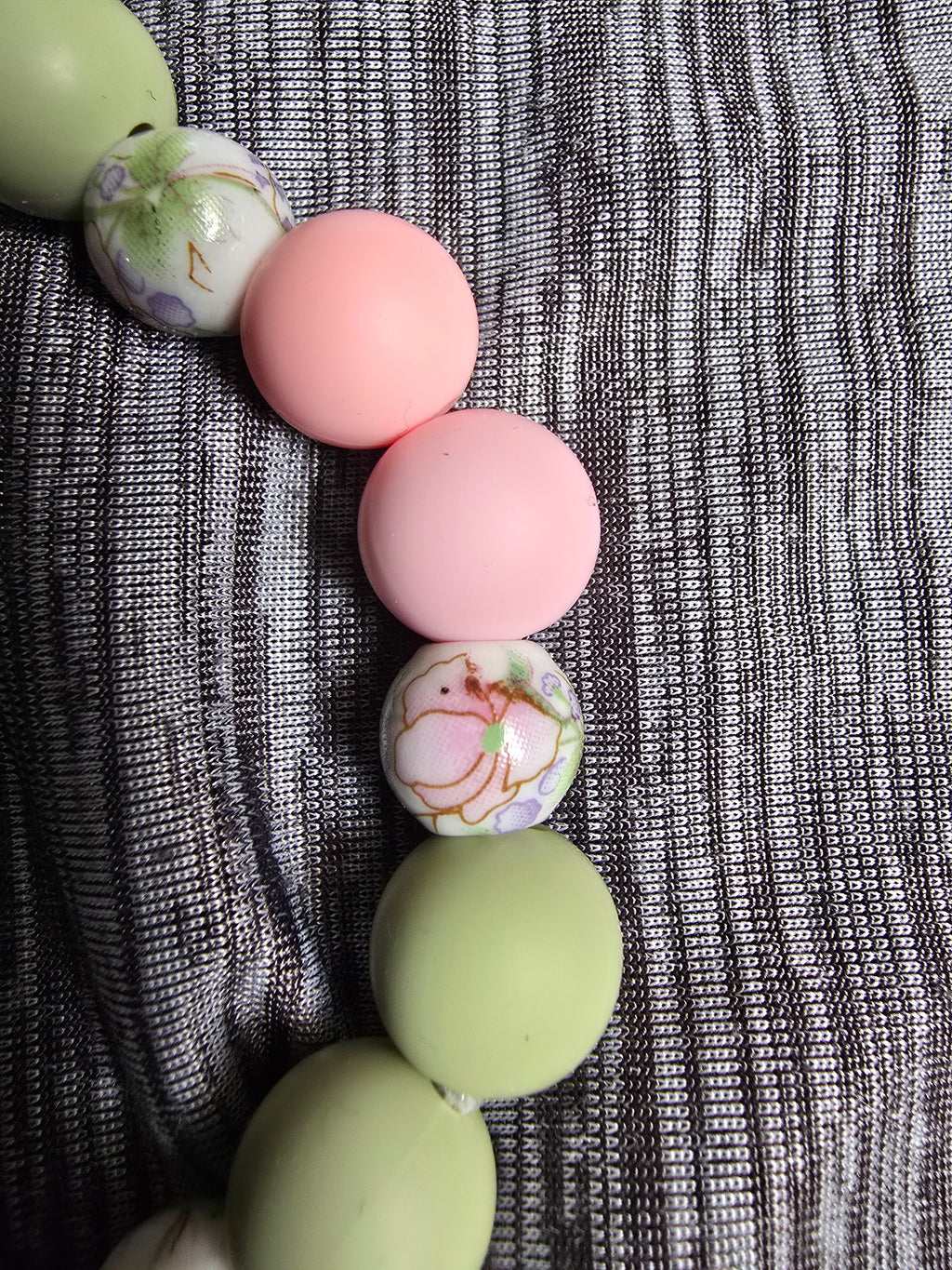 Pink and green beaded wrislet